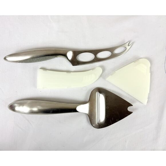 Pampered Chef Retired Discontinued Cheese Bistro Set #9565 - Picture 2 of 3